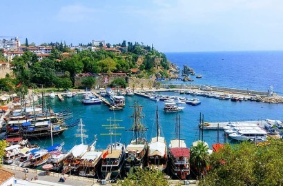 Antalya lures not only holidaymakers but also foreign businesses